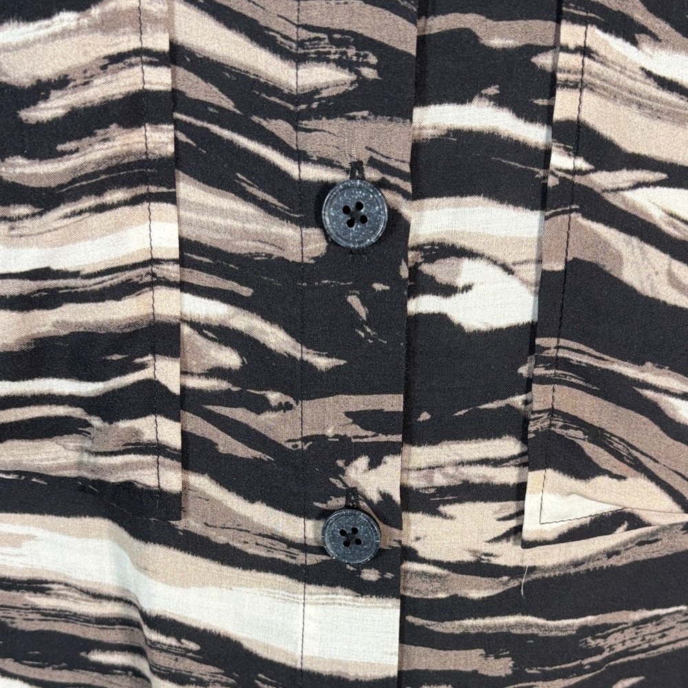 b new york Black and Tan Patterned Button Down Shirt with Pockets - Picture 6 of 10